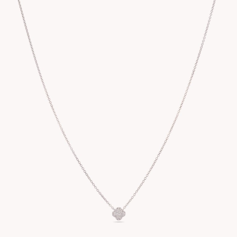 Diamond pendant necklace