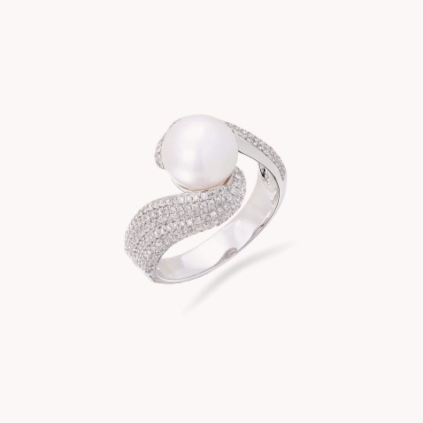 Pearl and Diamond Ring