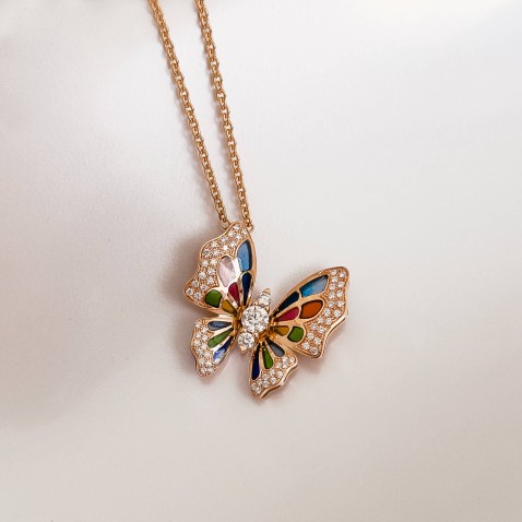 Diamond Biutterfly Pendant necklace