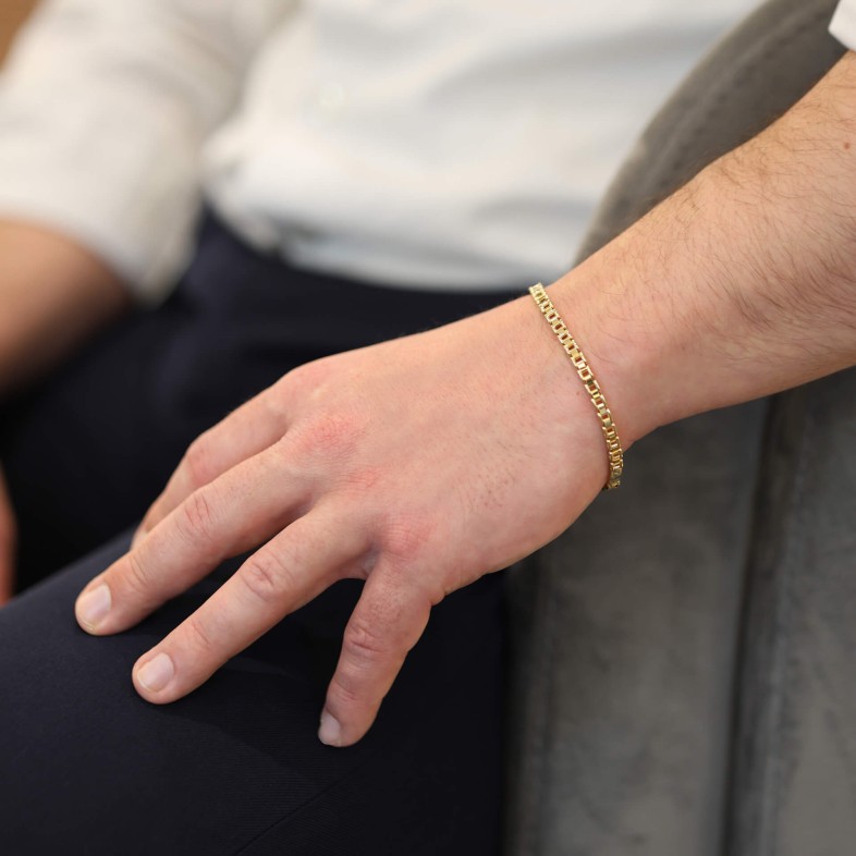 Gold bracelet