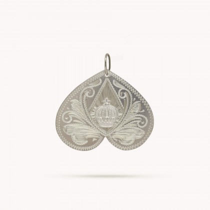 Cinzel | Buterfly Crown pendant