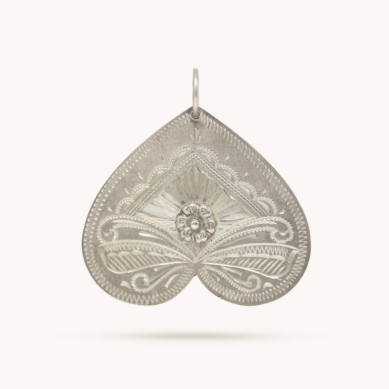 Cinzel | Buterfly Flower pendant