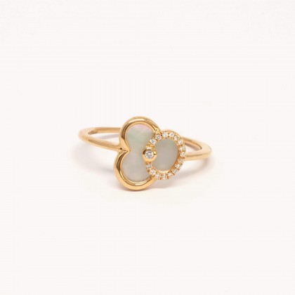 Mother of Pearl and Diamond Gold Ring